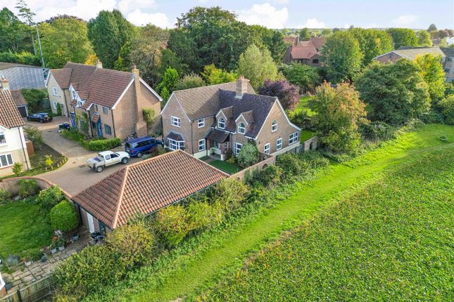 19, Thomas Christian Way, Bottisham photo 2