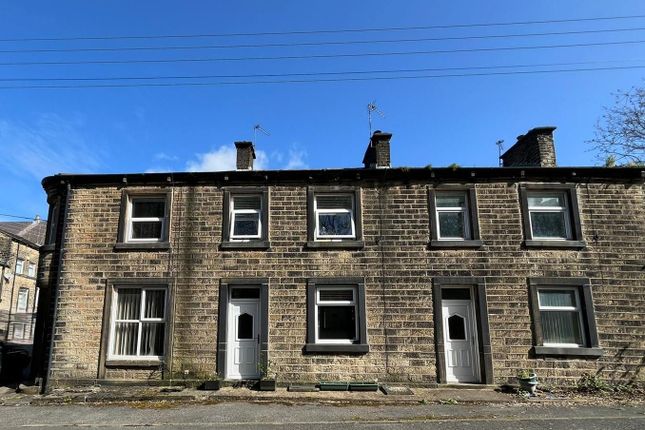 Terraced house for sale in Penistone Road, New Mill, Holmfirth