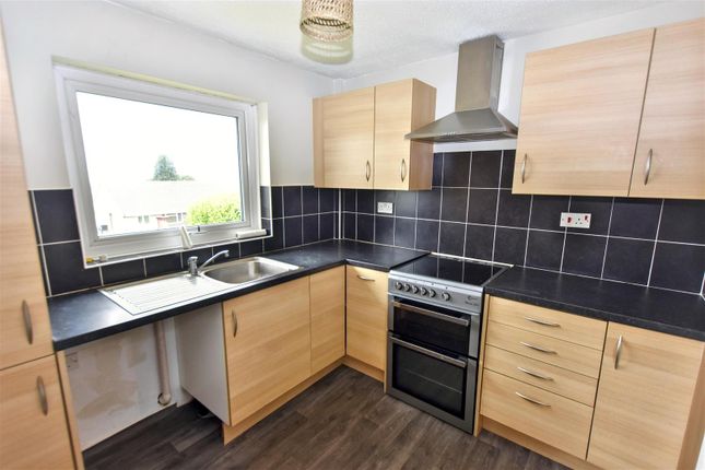 10, Henvor Close, Redruth photo 4