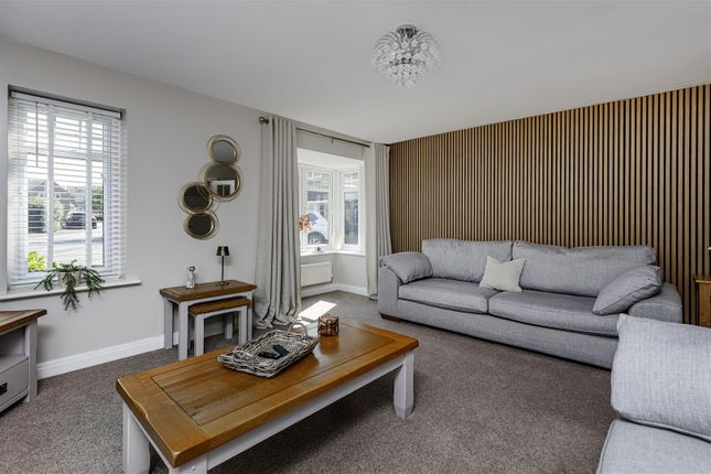 3, Burwood Gate, Bradford photo 2