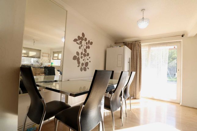 56, Henley Wood Road, Reading photo 4