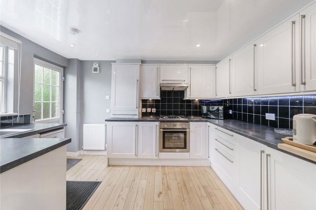 10, Rosemary Place, Glasgow photo 3
