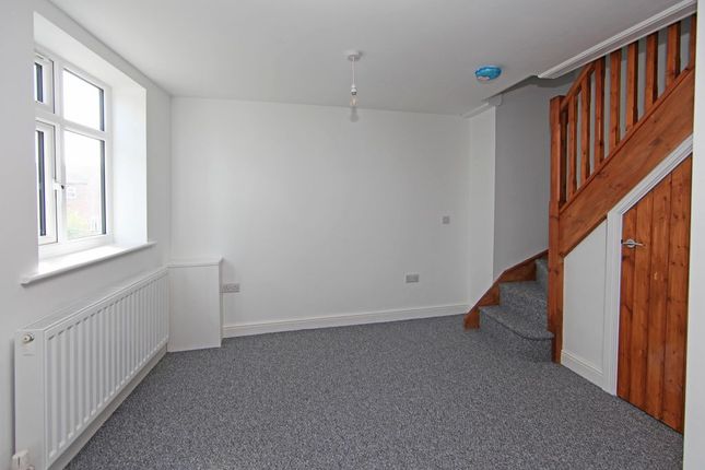 2, Cape Fold, Broseley photo 3