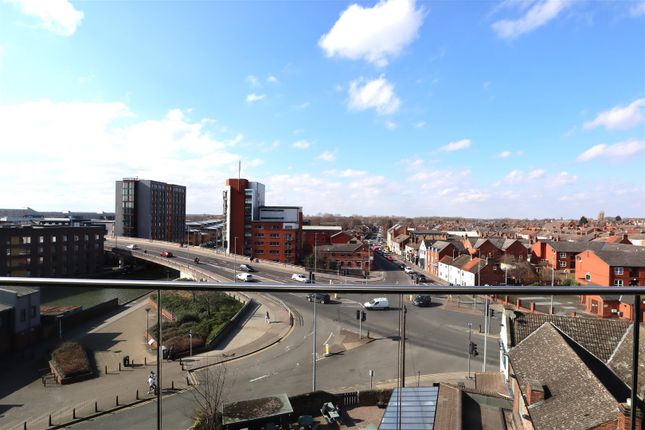Flat for sale in One The Brayford, Brayford Wharf North, Lincoln