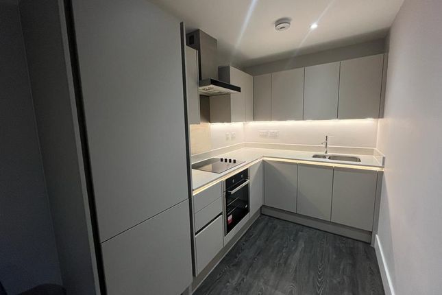 Flat for sale in Cheetham Hill Road, Manchester