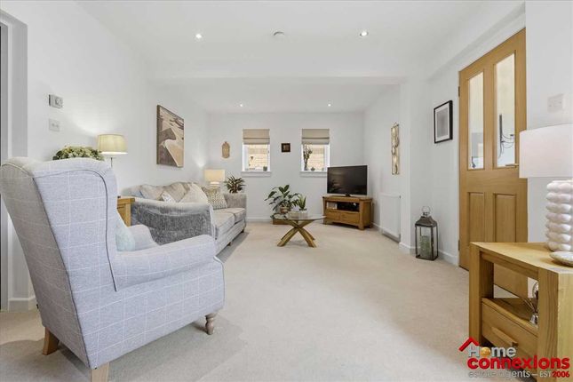 15, Maclean Grove, Stewartfield, EAST KILBRIDE photo 4