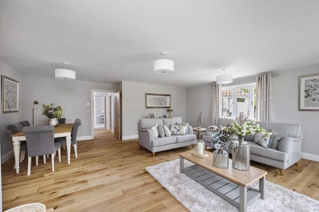 11 Wells Place, Common Hill, West Chiltington photo 2