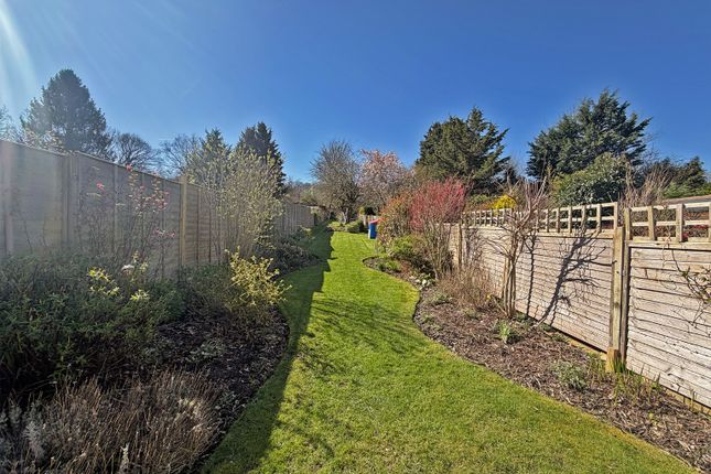 65 Bradenham Road, West Wycombe, Buckinghamshire photo 3
