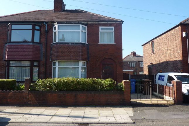 13, Frederick Street, Denton photo 2