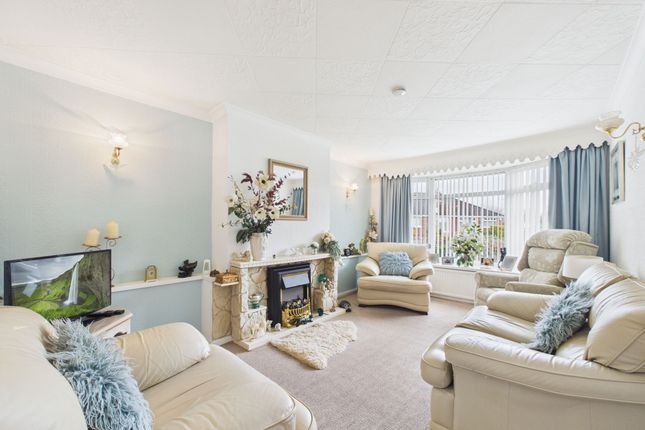 1 Westgate Drive, Manchester photo 2