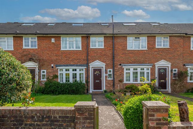 Terraced house for sale in Park Lane East, Reigate