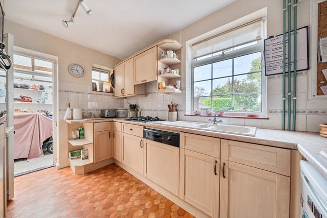 38, Cressingham Road, Reading photo 4