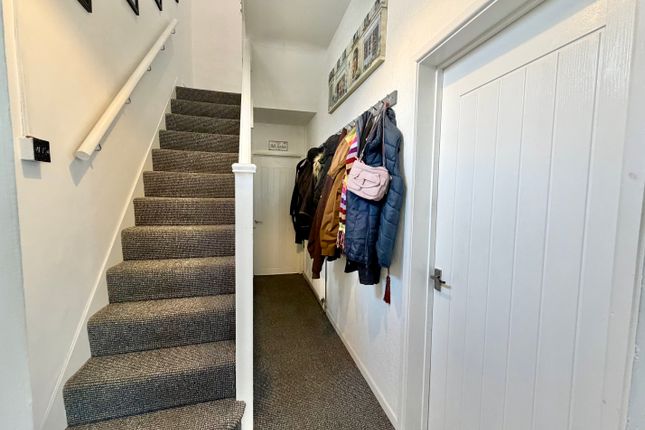 28, Harvey Street, Barry photo 4