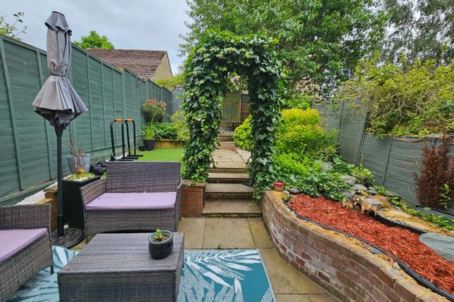 38, Millbank, Dursley photo 2
