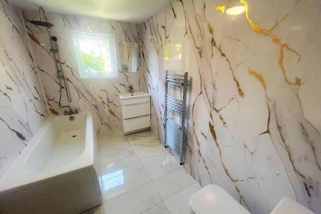 44, Howard Road, Dartford photo 2