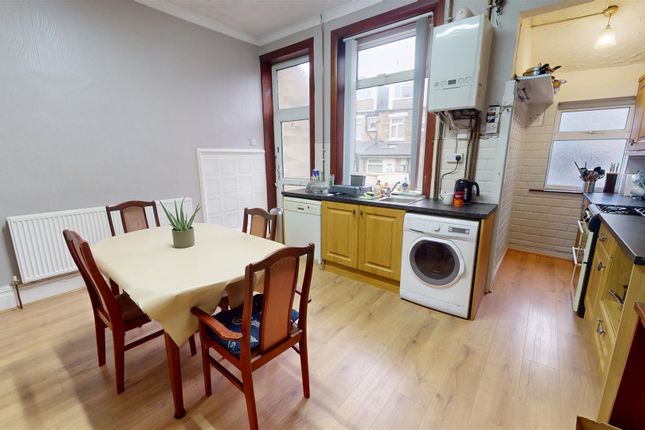 65, Beckside Road, Bradford photo 3