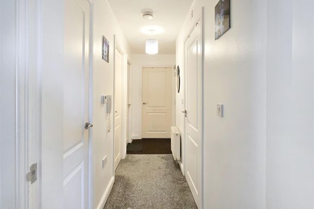 2, Drysdale Fold, Huddersfield photo 2
