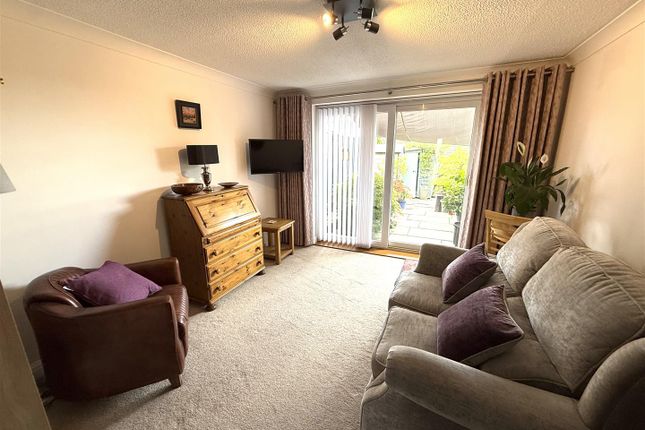 14, Findern  Close, Belper photo 4