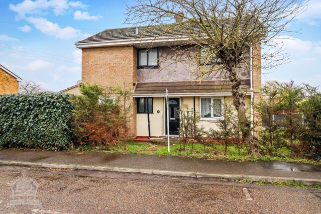 Thumbnail Terraced house for sale in Avondale Walk, Canvey Island