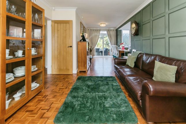 25, Grangefields, Stoke-on-Trent photo 3