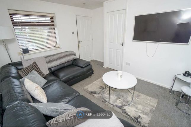 Captain Lees Road, Westhoughton, Bolton photo 4