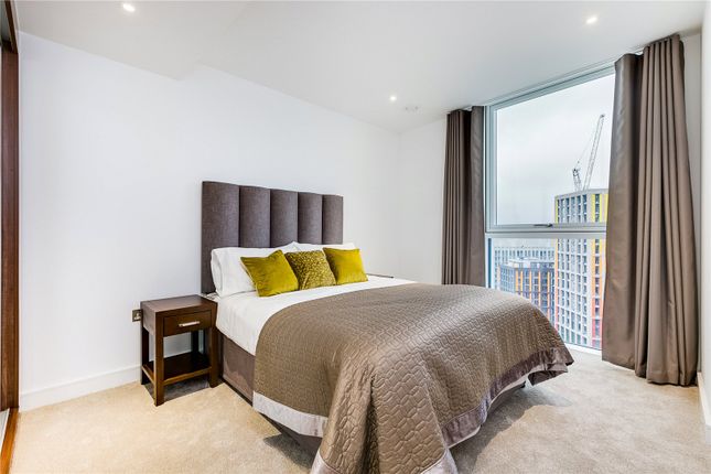 Flat 90, Haydn Tower, 50, Wandsworth Road, London photo 3