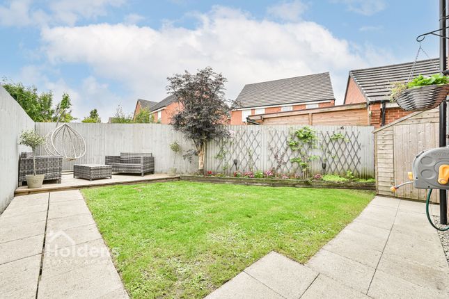 8 Mosses Farm Road, Preston photo 4