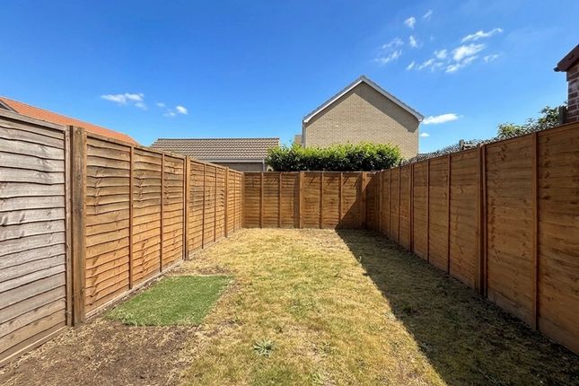 45, Adams Drive, Great Yarmouth photo 4