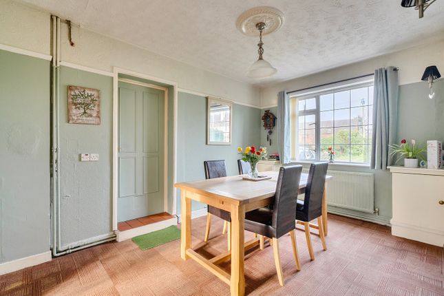 7, Catherine Road, Newbury photo 4