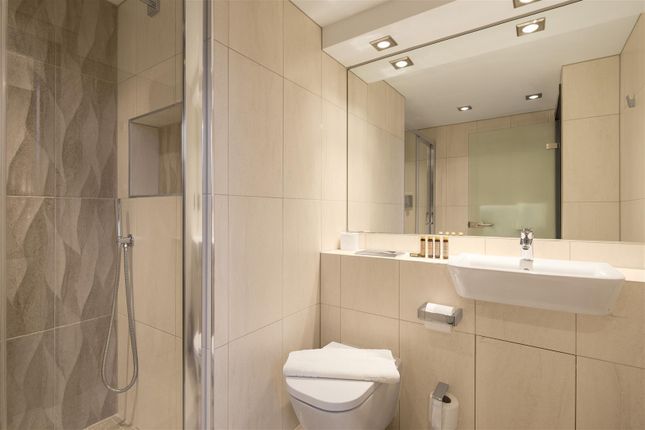Roomzzz Victoria - Smart Manchester Lancashire, Manchester, Manchester photo 3