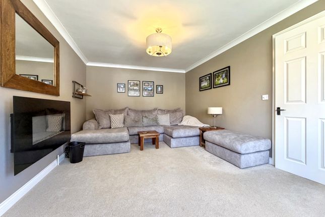 4, Rookery Close, Louth photo 3