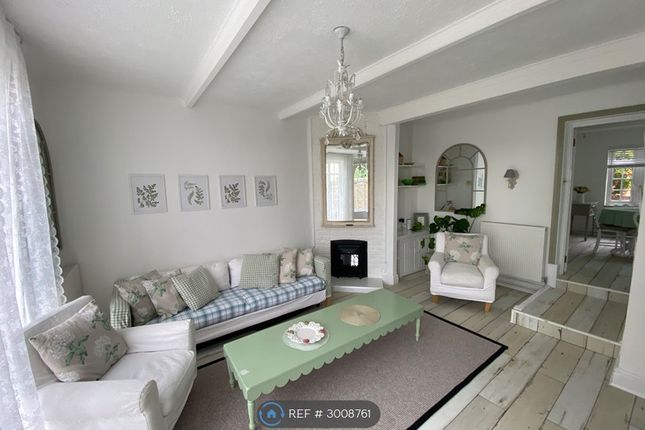 A Ross Road, London photo 3