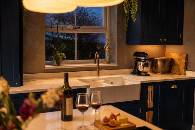 4 Brookview Cottages, Pheasant Lane, Cheltenham photo 4