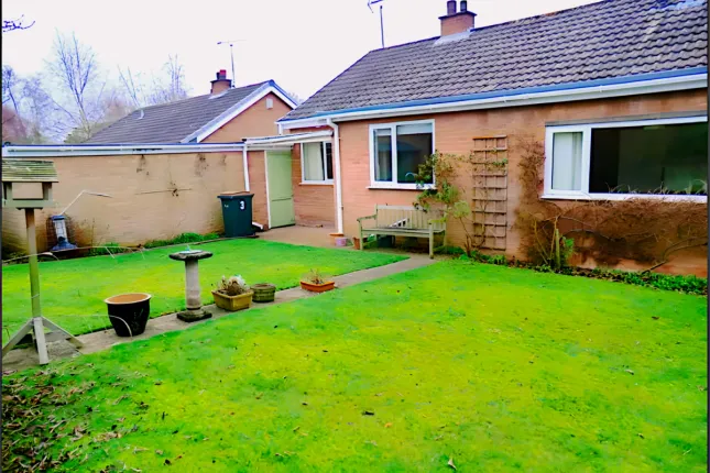 3, Evesham Walk, Coventry photo 2