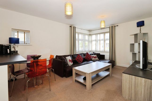 Flat 2, 2, Danby Street, Bristol photo 2