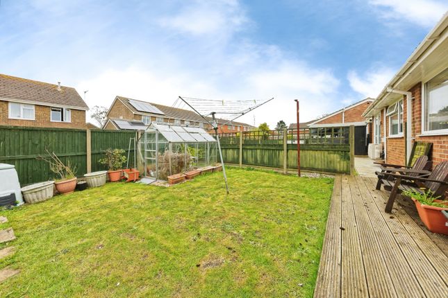 7, Joyes Close, Dover photo 2