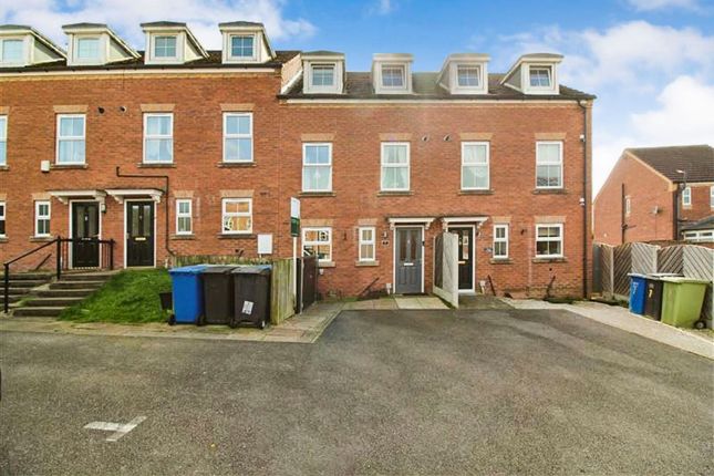 Town house for sale in Mulberry Croft, Hollingwood, Chesterfield