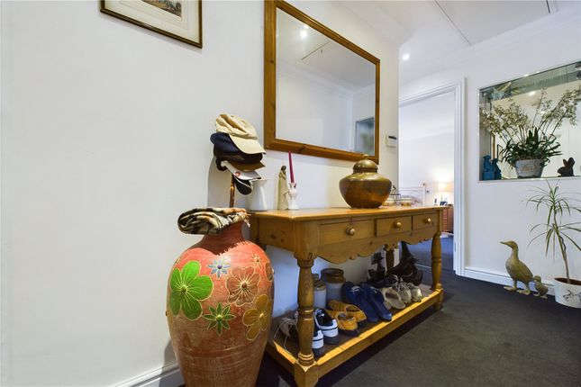 Monkton,, Padworth, Reading photo 4