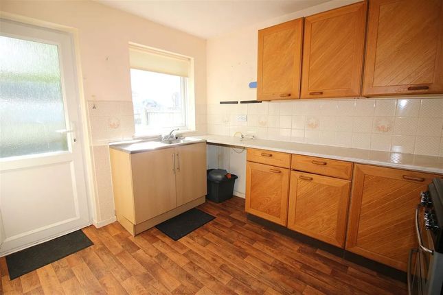 2, Brooking Way, Saltash photo 5