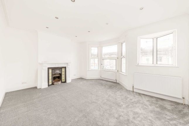 Flat for sale in Seely Road, London