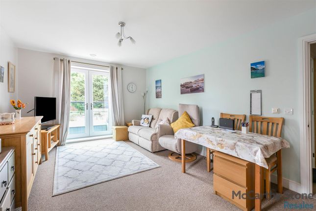 9  Elm Tree Court, High Street, Huntingdon photo 3