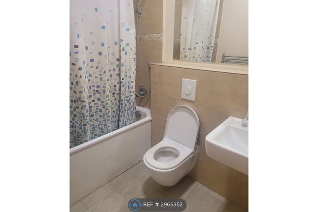 Flat, Trafalgar Court Cromer Road, Norwich photo 5