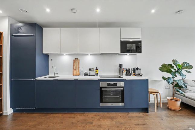 Apt 601, Novella Apartments, Salford photo 4