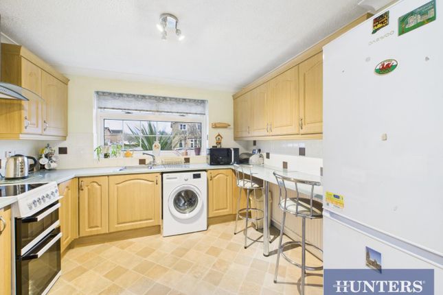 83, Viking Road, Bridlington photo 3