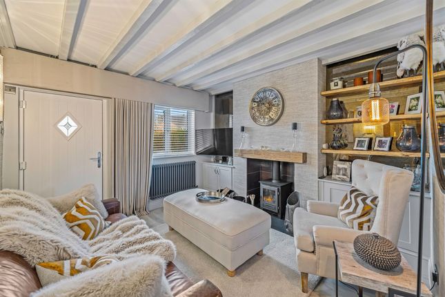 54 Bates Lane, Frodsham photo 3