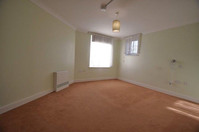 46 Northampton Place, 82, Northampton Avenue, Berkshire photo 4