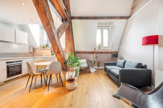 Flat for sale in St. Pancras Chambers, London