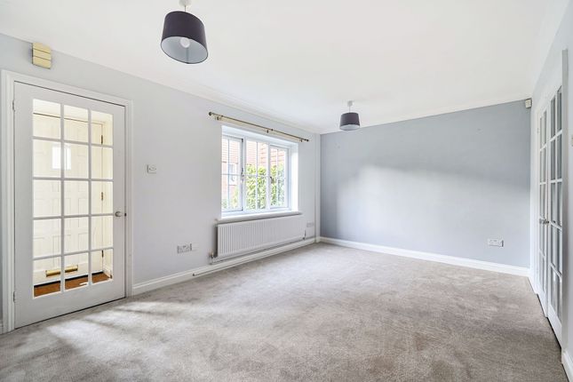 49 Little Park, Wadhurst photo 4