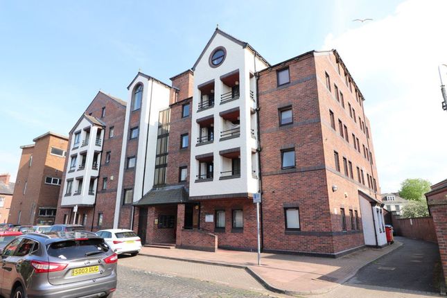 Flat to rent in Spencer House, St Pauls Square, Carlisle