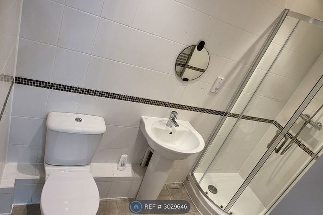 B Seymer Road, Romford photo 5